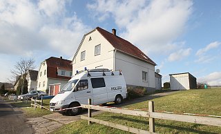 Die Spurensicherung war 2014 am Haus der 84-Jährigen im Einsatz. - Archivfoto: Frank-Michael Kiel-Steinkamp