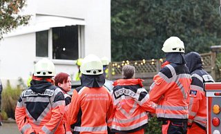 Die Wohnung im Erdgeschoss wurde von dem 21-Jährigen in Brand gesetzt. - Claus Frickemeier