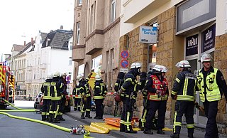 Die Feuerwehr ist an der Arndstraße aktuell im Einsatz. - Paul Brinkmann