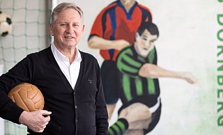 Spielte für den TuS Dornberg und ist aktuell 2. Vorsitzender: Hartmut Ostrowski. - Oliver Krato