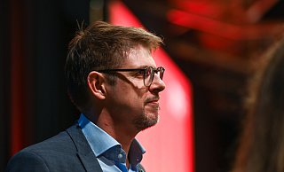 Der Europaabgeordnete Matthias Ecke (SPD) musste nach dem Angriff operiert werden. - Heiko Rebsch/dpa