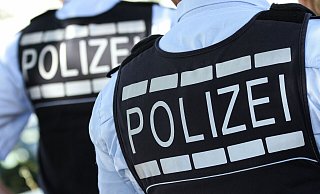 Die Polizei wird am Freitag auf dem Gelände der Schule und im Gebäude präsent sein. - Verwendung weltweit