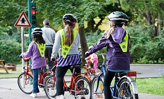 Zahlreiche Bielefelder Straßen werden von Kindern als Schulweg genutzt - auf einigen davon kommt es vermehrt zu Unfällen. - Maurizio Gambarini