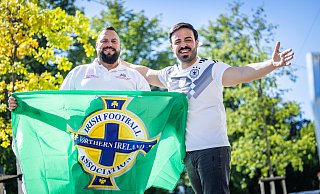 Johnathon Palmer (l.) und Ferhat Kali freuen sich darauf, die Altstädter Gastronomieszene schon bald mit einem Irish Pub zu bereichern. Foto: Sahra Jonek - Sarah Jonek