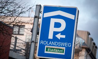 Die aktuelle Liste zum Klimafonds 2024 weist auch eine neue Photovoltaik-Anlage auf dem Parkhaus Rolandsweg sowie weitere Elektroladesäulen aus. - Niklas Tüns