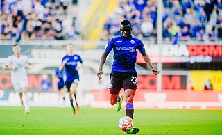 Paderborns Jamilu Collins ist auf Reisen. - Besim Mazhiqi