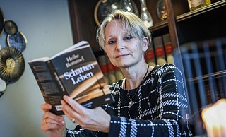 Heike Rommel hat auch nach dem sechsten Fall weiter Spaß am Krimi-Schreiben. Ihr Band „Schattenleben“ ist soeben erschienen. - Sarah Jonek