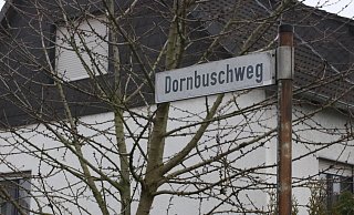 Die beiden mutmaßlichen Einbrecher wurden am Wochenende dem Haftrichter vorgeführt, nachdem sie in ein Einfamilienhaus in Enger eingebrochen sind und nach kurzer Fahndung gefasst werden konnten. Nun sitzen sie in Untersuchungshaft. - Claus Frickemeier