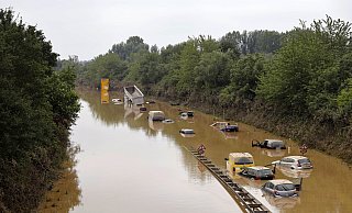 Die Hochwasser-Katastrophe hat im Sommer 2021 unter anderem im Erftkreis schwere Schäden hinterlassen. - picture alliance / Geisler-Fotopress