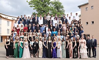 Die Schüler der Abschlussklassen der Birger-Forell-Sekundarschule. - Foto Pescht