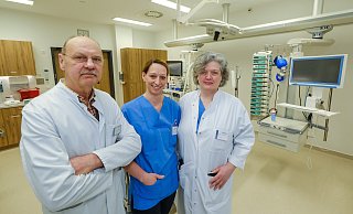 Gewissensfrage Organspende: Als Transplantationsbeauftragte werben Friedhelm Bach, Dorina Zeiger und Ina Vedder (v.l.) dafür, sich mit dem Thema zu beschäftigen und für sich eine Entscheidung zu treffen. - Andreas Zobe