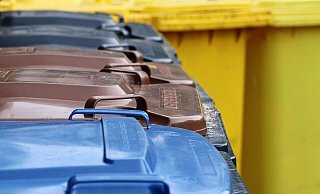 Zu glatt war es am Montagmorgen für die schweren Müllfahrzeuge. Die Tour durch Herford wurde spontan abgesagt. - Pixabay