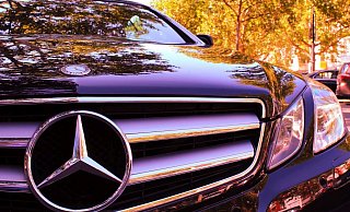 Der von der Polizei gesuchte S-Klasse Mercedes könnte ein Kennzeichen aus Verden (VER) gehabt haben. - Symbolfoto: pixabay / Creative Commons