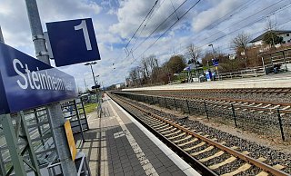 Die S5 von und nach Hannover hält auch im Steinheimer Bahnhof. - David Schellenberg