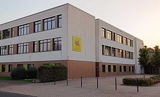 Zum dritten Mal in diesem Jahr gibt es eine Amokdrohung an der Stadtschule Lübbecke - Claus Frickemeier