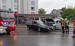 Auf der Lübberstraße ist es am Dienstagabend zu einem Verkehrsunfall gekommen. - Claus Frickemeier