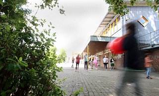 Noch spielen die Kinder auf dem beengten Hof der Grundschule Enger-Mitte. - Andreas Sundermeier