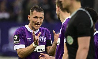 Er will unbedingt in die 2. Bundesliga - aber wohin? Für Mittelfeldspieler Sven Köhler, Leistungsträger beim VfL Osnabrück, können sich mehrere Optionen ergeben. - IMAGO/kolbert-press