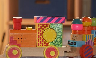 Auch Spielzeug ist in diesem Jahr deutlich teurer geworden. Die Geschenke unter dem Weihnachtsbaum könnten in Gütersloh kleiner ausfallen. - Symbolbild: Pixabay