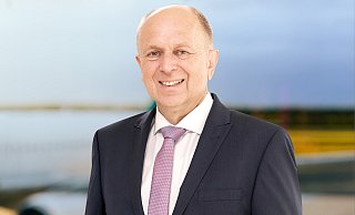 Der Paderborner Landrat Christoph Rüther ist auch Verbandsvorsteher des Nahverkehrsverbunds Paderborn-Höxter (NPH). Er will dessen träge Strukturen kundenorientierter umgestalten. - BESIM MAZHIQI