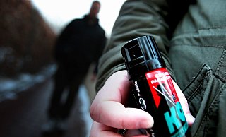 Ein Beteiligter hat plötzlich Pfefferspray versprüht. - www.gerald-dunkel.com