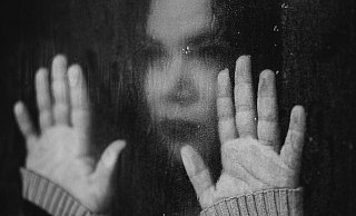 Eine Erzieherin aus Bünde ist von ihrem Ex-Partner gestalkt worden. Sie hat etwa 30 Anzeigen bei der Polizei erstattet. - Symbolfoto: Pixabay