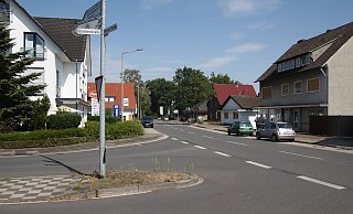 Das letzte noch ausstehende Teilstück der Werster Straße von der Glockenstraße bis zum Osterfeldweg ist etwa 1,1 Kilometer lang. - Anthea Moschner