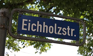 Am Sonntagmorgen gab es in der Eichholzstraße einen schweren Unfall. - Jan-Henrik Gerdener