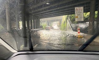 Sturm und Regen: Es wird sehr ungemütlich in Bielefeld. - Eike J. Horstmann