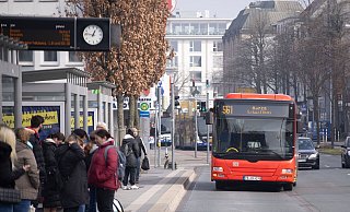 Der Entwurf sieht die Einkürzung der Linie R61 (heute S61) auf den Abschnitt Paderborn – Paderborn-Lippstadt Airport (PAD) vor. - Niklas Tüns