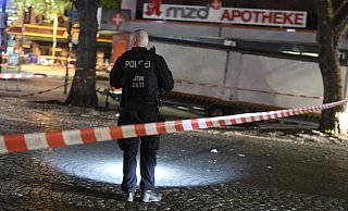 Bei einer Schießerei zwischen Rockern und Clan-Mitgliedern werden in Duisburg vier Menschen verletzt. - picture alliance/dpa