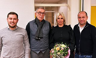 Führungsquartett: Geschäftsführer Julien Mädler (v. l.), der stellvertretende Vorsitzende Bruno Obens, die Vorsitzende Milena Scherf und der stellvertretende Vorsitzende Hans-Dieter Menke lenken die Geschicke der Fußball-Abteilung des SC Herford. - SC Herford