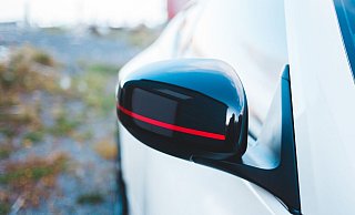 In Herford sind mehreren Autos die Außenspiegel abgetreten worden. Die Polizei sucht Zeugen. - Symbolfoto: pexels