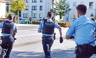 Polizeieinsatz auf dem Kesselbrink. - Barbara Franke
