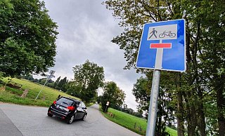 Seit einigen Tagen ist die Borrenkampstraße von der Werfer Straße aus eine Sackgasse. Foto: Gerald Dunkel - Gerald Dunkel