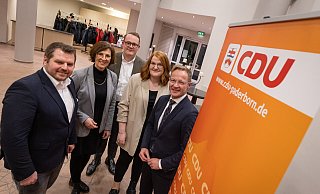 Der neu gewählte Vorstand des CDU-Stadtverbandes: André Springer (v.l.), Susanne Meiche, Tilmann Pöppel, Lara Quickstern und Daniel Sieveke. Es fehlen René Kaiser und Johannes Henning. - Niklas Tüns