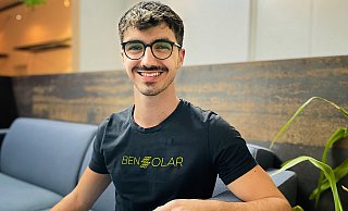 Jonas Benjamin liebt Reisen – vor allem in weit entfernte, vorzugsweise warme Länder. Wenn den Gütersloher ein Land überzeugt, bleibt er auch mal drei Monate. - Lena Vanessa Bleck