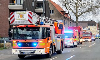 Die Paderborner Feuerwehr rückte am Freitagabend zu einem Küchenbrand nach Elsen aus. (Themenfoto) - Ralph Meyer