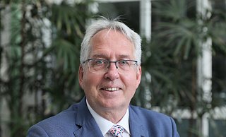 Landrat Jürgen Müller erwägt, seinen Hut noch einmal in den Ring zu werfen. - Frank-Michael Kiel-Steinkamp