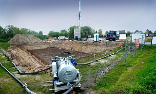 Mehr als ein Jahr ist es her, seit das Baufeld an der Linteler Straße vorbereitet wurde. Nun startet der erste Bau. - Andreas Frücht