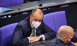 Friedrich Merz (l.), designierter CDU-Bundesparteivorsitzender, und Ralph Brinkhaus, Vorsitzender der CDU/CSU-Bundestagsfraktion. - picture alliance/dpa