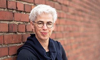Für die Bundestagsfraktion Bündnis 90/Die Grünen ist Ulle Schauws Sprecherin für die Themen Familie, Senioren, Frauen und Jugend und leitet die entsprechende Arbeitsgruppe. - Simon Erath