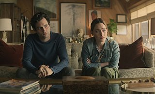 Joe (Penn Badgley) und Love (Victoria Pedretti) stecken in einer Ehekrise und suchen sich Hilfe. Doch ist dem Paar überhaupt zu helfen? - Netflix