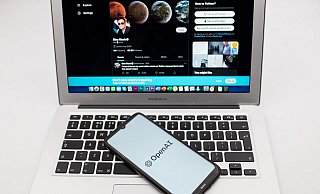 Zentrale Geldgeber des US-Unternehmens OpenAI sind der Unternehmer Elon Musk sowie das Unternehmen Microsoft. - Symbolfoto/ picture alliance