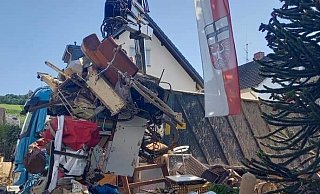 Berge von Schutt müssen abtransportiert werden. - Nils Gronau