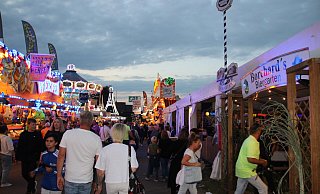 Über 400.000 Besucher sollten nach ersten Schätzungen den Blasheimer Markt dieses Jahr besucht haben. - Felix Schwien