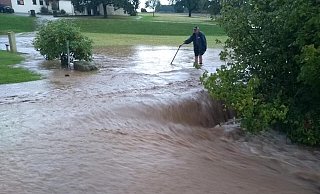 Regenmassen wie hier in Vlotho zeigen die Gewalt des Elements. - Feuerwehr Vlotho