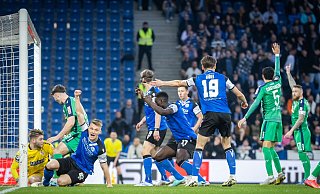 Leon Schneider, der Torschütze zum 1:0 für Arminia Bielefeld, hatte vor seinem Treffer bereits diese heiße Tor-Szene.   - Sarah Jonek