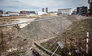 Der Bau der neuen Hauptfeuerwache an der Feldstraße wird sich wahrscheinlich um zwei Jahre verzögern. - Mike-Dennis Müller