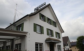 Das Hotel und Restaurant Waldecker Hof. - Jan-Henrik Gerdener